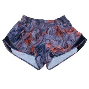 Lululemon Hotty Hot Low Rise Short 2.5” Lined Atmospheric Purple Print Size 4